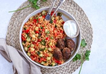 Bulgur salade met köfte