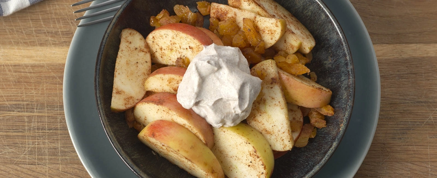 Appel & abrikozensalade met kaneelricotta