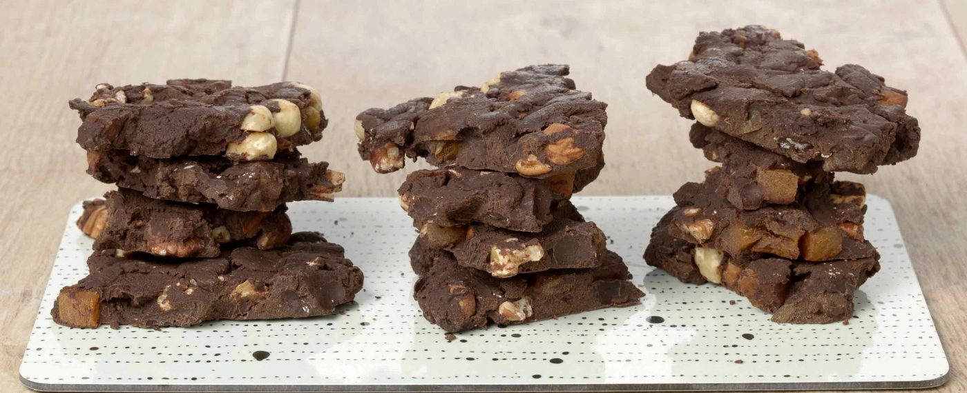 Goed gevulde chocolade & yoghurt brokken