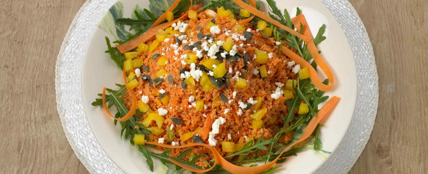 Oranje couscoussalade met wortel & paprika