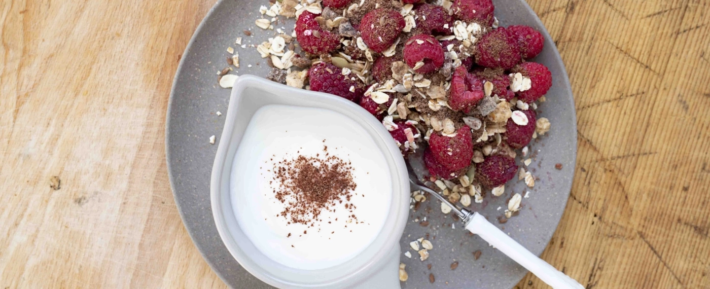 Frambozen met muesli & pure chocolade
