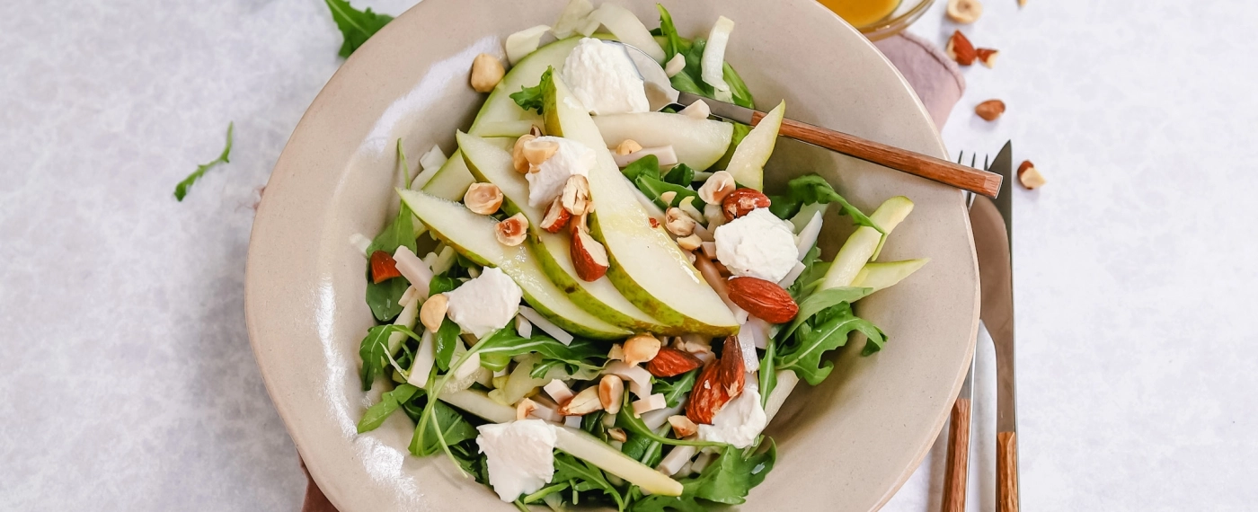 Witlof salade met kipreepjes, peer & ricotta
