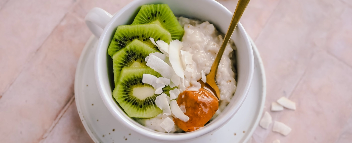 Havermout met kiwi & pindakaas