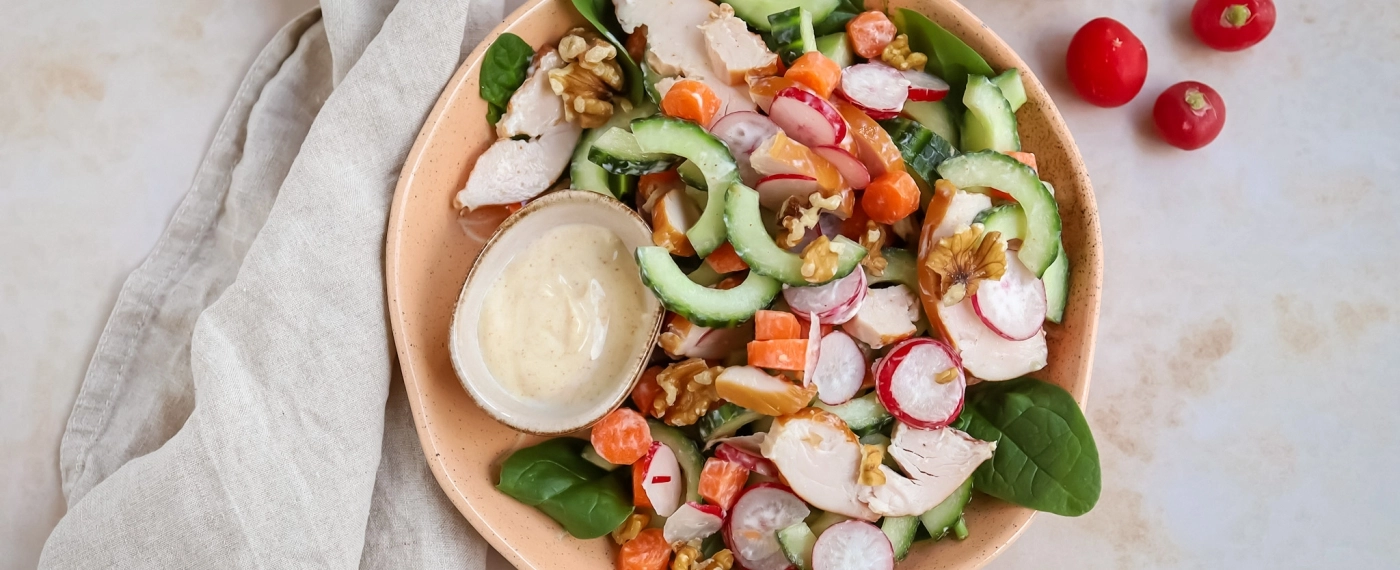 Salade met gerookte kip & ras el hanout dressing