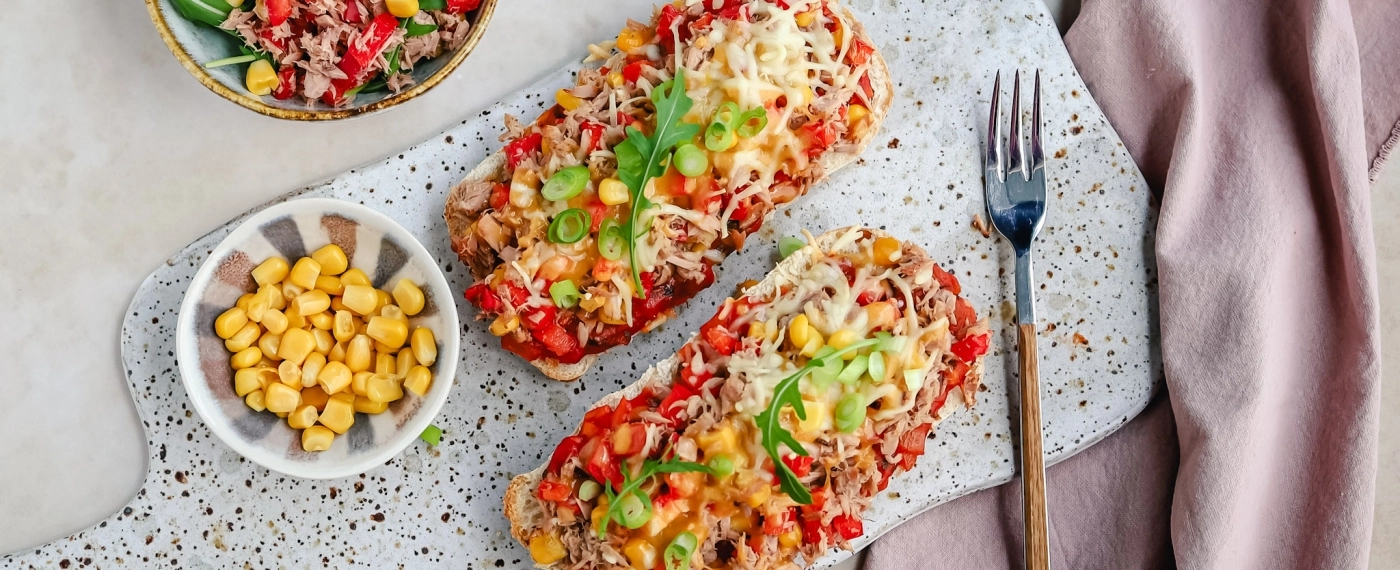 Ciabatta pizza met tonijn & paprika