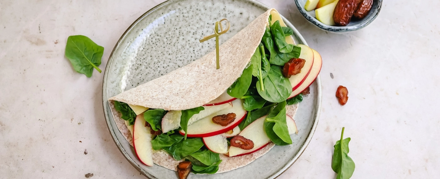 Wrap met mosterd-hummus, kaas & appel