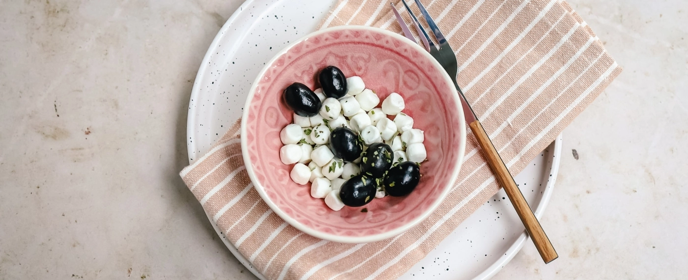 Geitenkaas bolletjes met olijven
