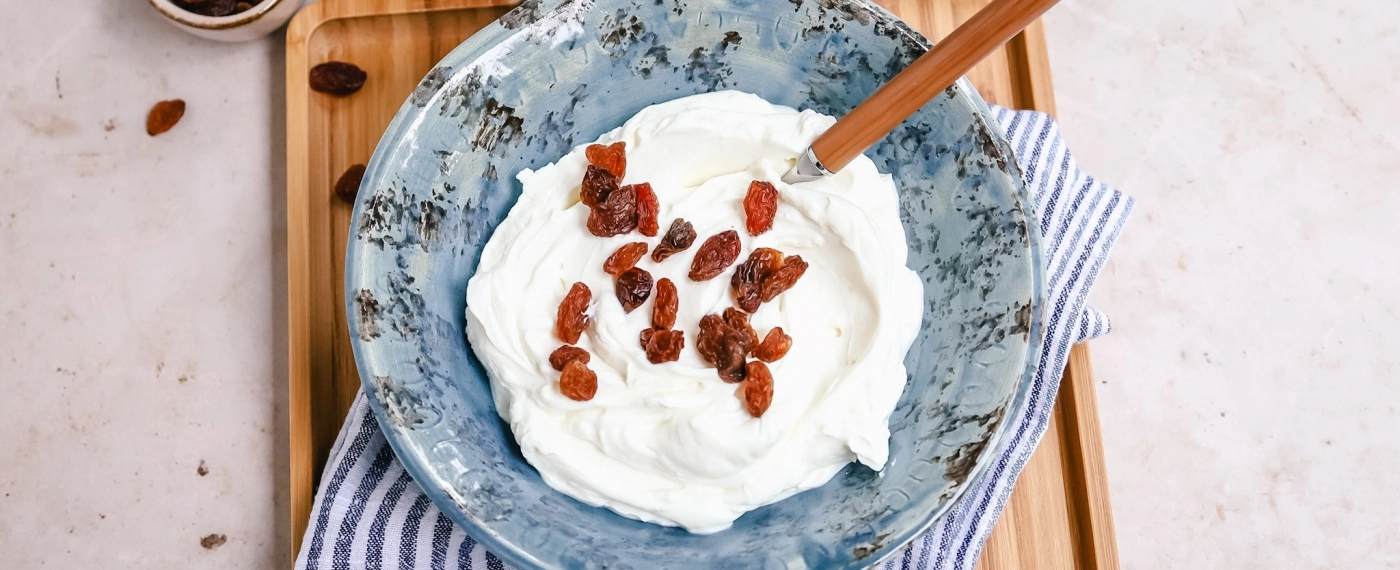 Kokoskwark met rozijnen