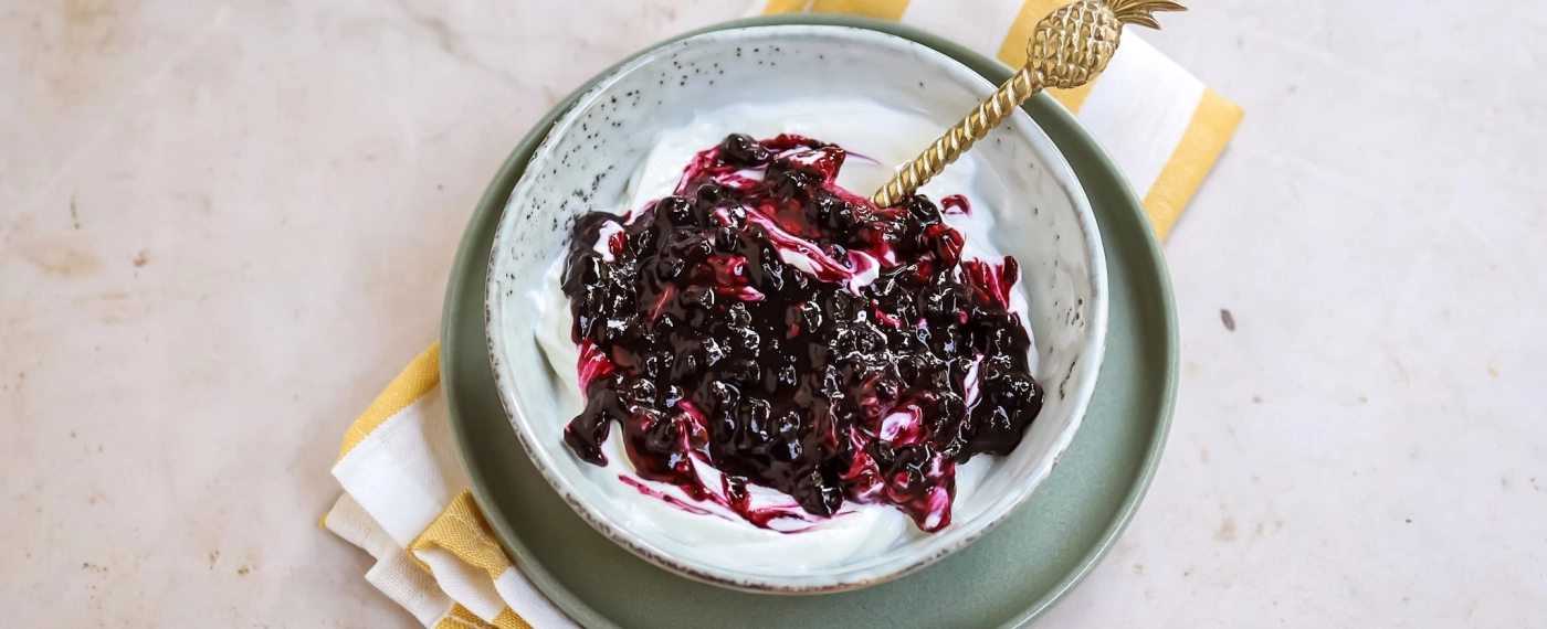 Ricotta & kwark met warme blauwe bessen