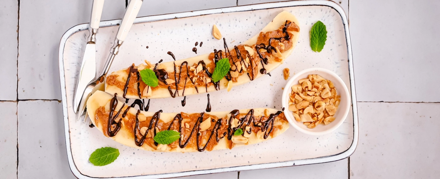 Banaansandwich met pindakaas & pure chocolade