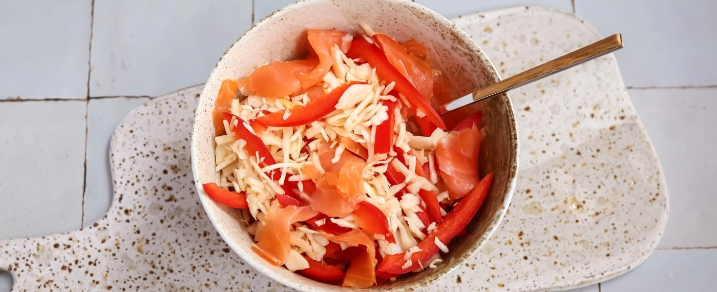 Koolsalade met gerookte zalm