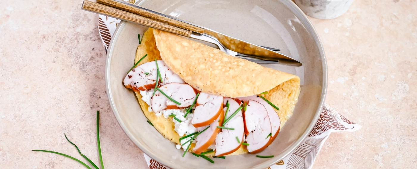 Omelet met cottage cheese & gerookte kip