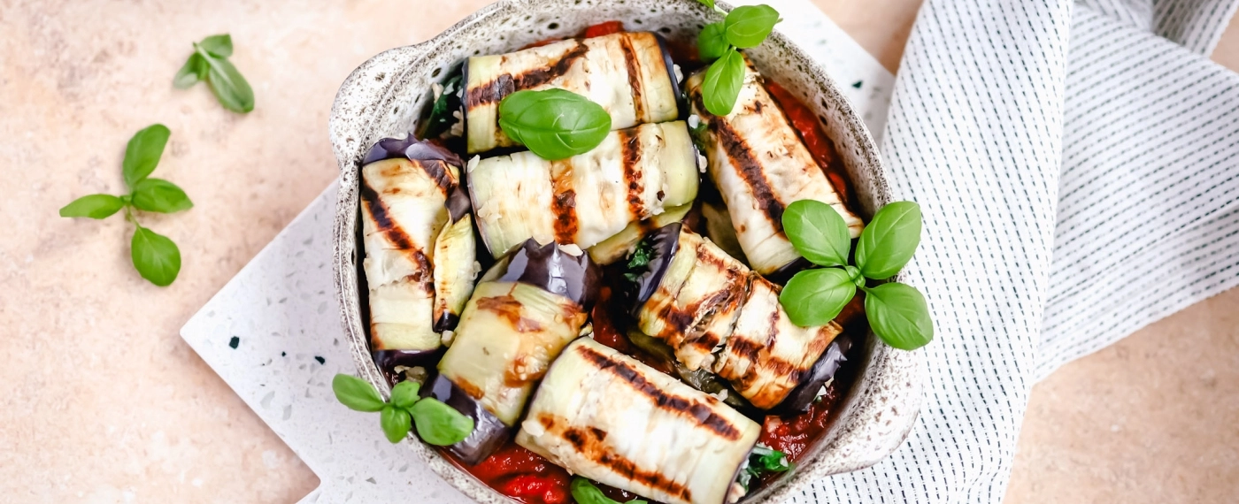 Italiaanse auberginerolletjes met kipgehakt & rijst