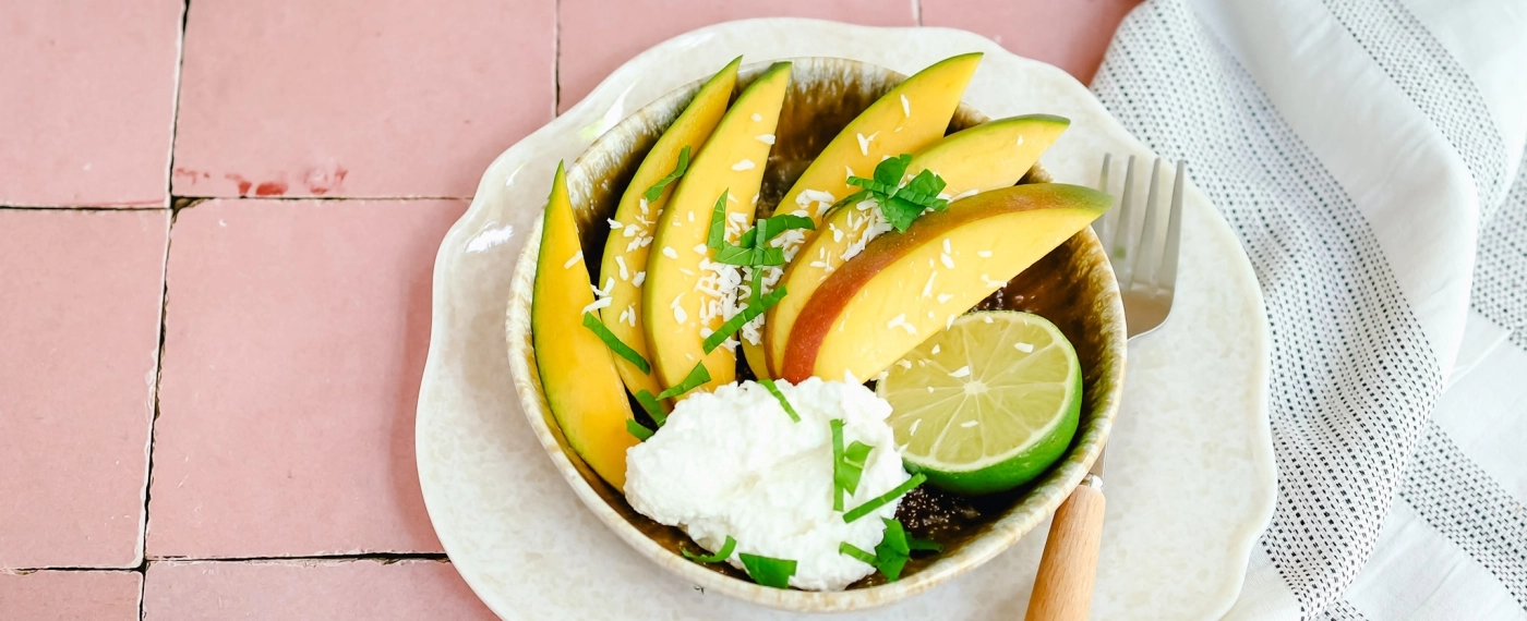 Mango met limoensap & geraspte kokos