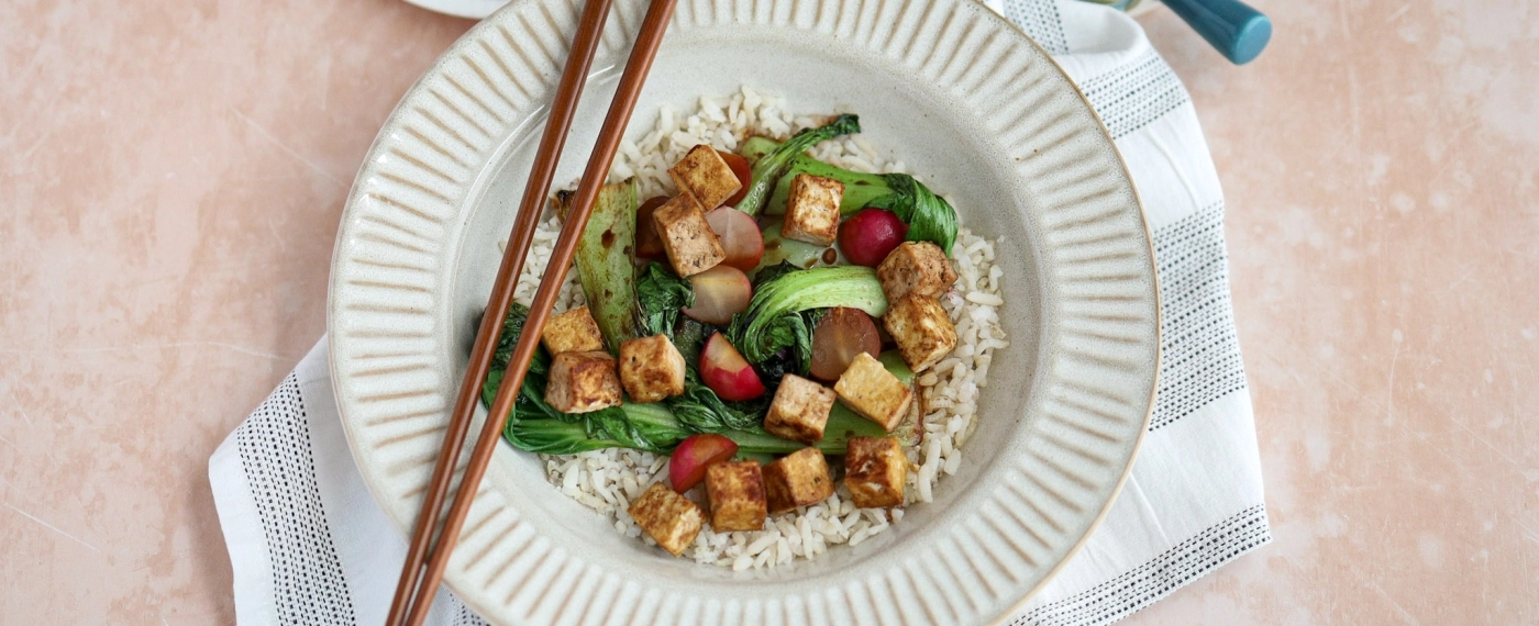 Tofu teriyaki met Shanghai paksoi & rijst