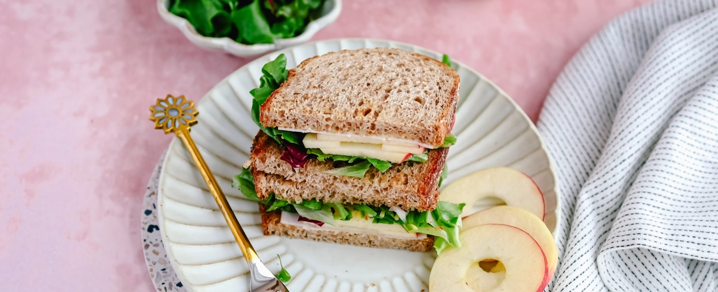 Brood met ham & appel