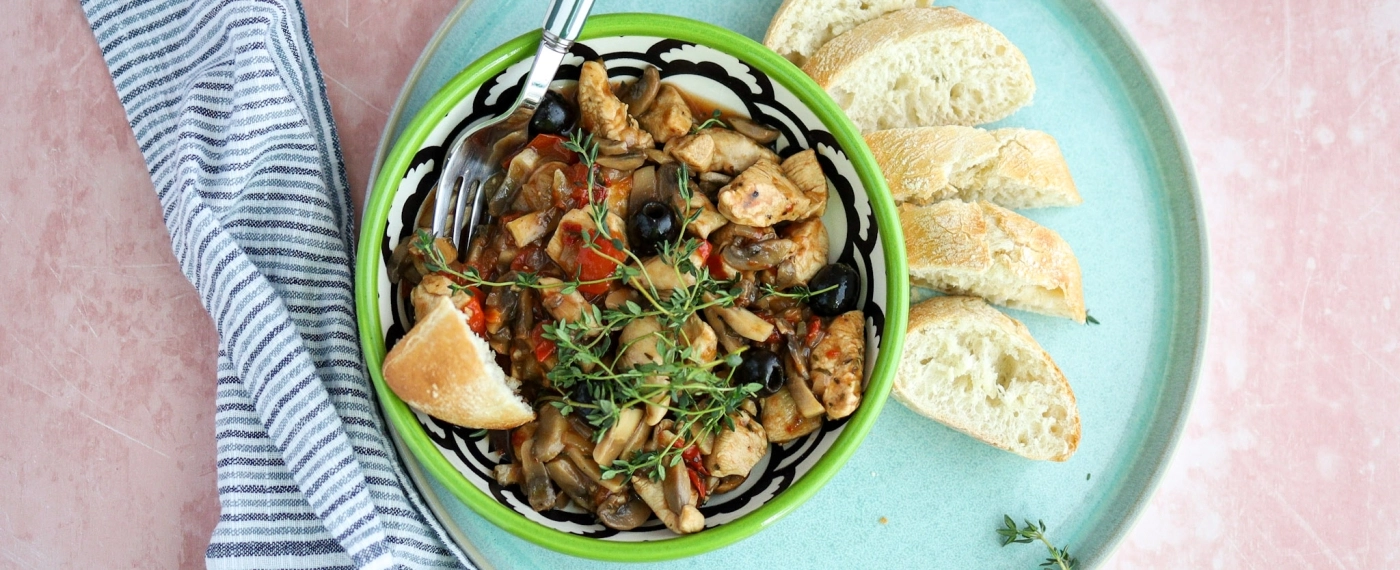 Italiaanse kip cacciatore met tomaat, champignons & olijven