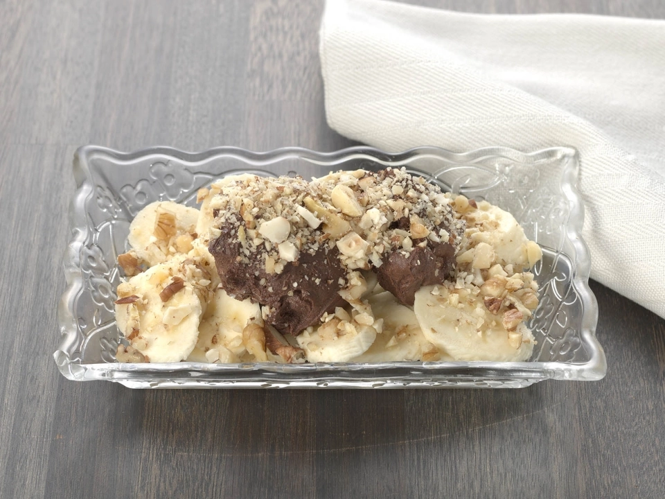 Banaan met chocolademousse