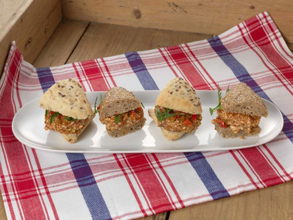 Bloemkoolburgertjes met paprikarelish