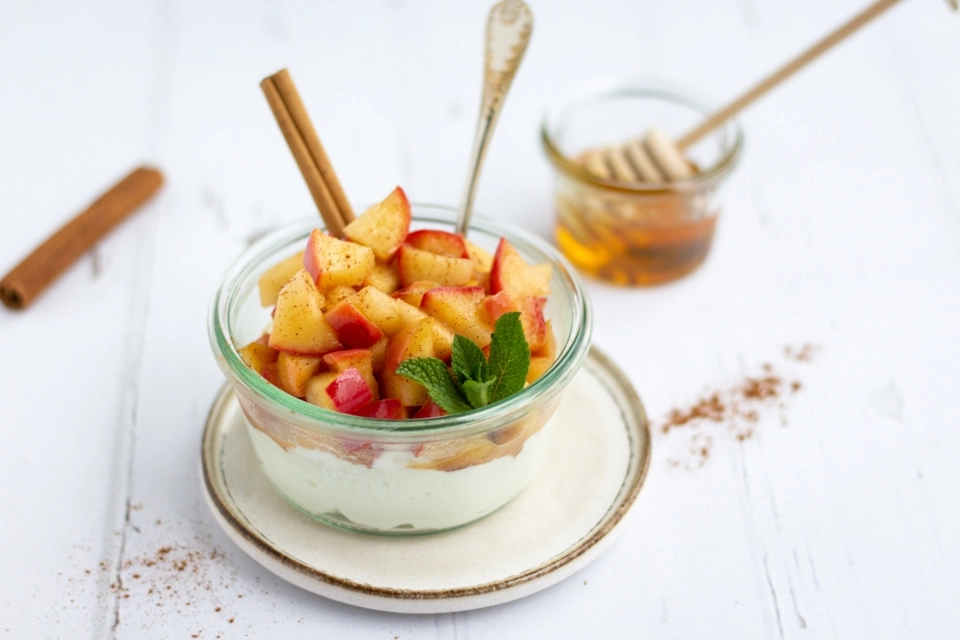 Cottage cheese kwark met gebakken appel