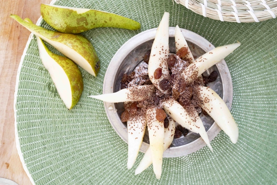 Peer met ricotta, pure chocolade & rozijnen