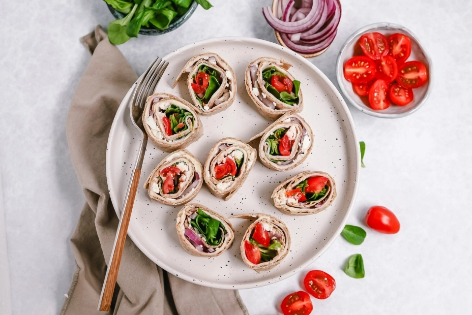 Griekse wrap met hummus & kalkoenfilet