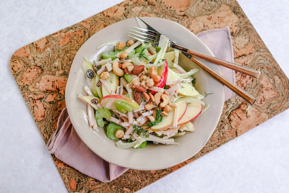 Venkelsalade met appel & kipreepjes