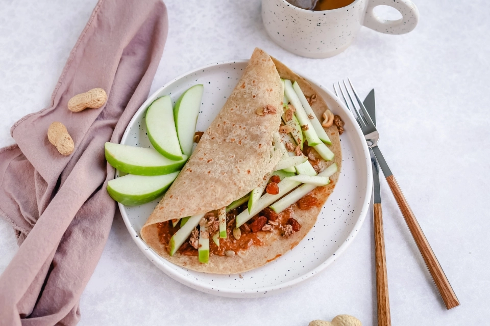 Wrap met pindakaas & appel