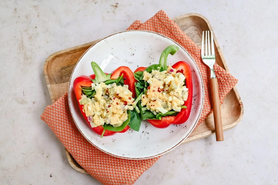 Gevulde paprika met eiersalade