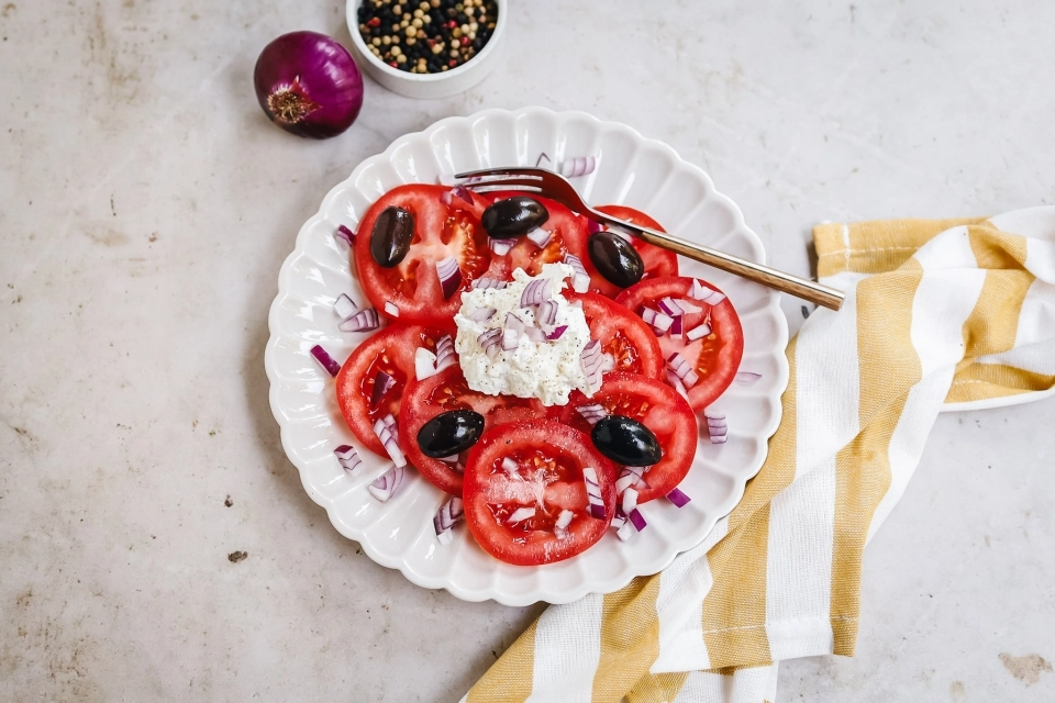 Tomaat & geitenkaassalade