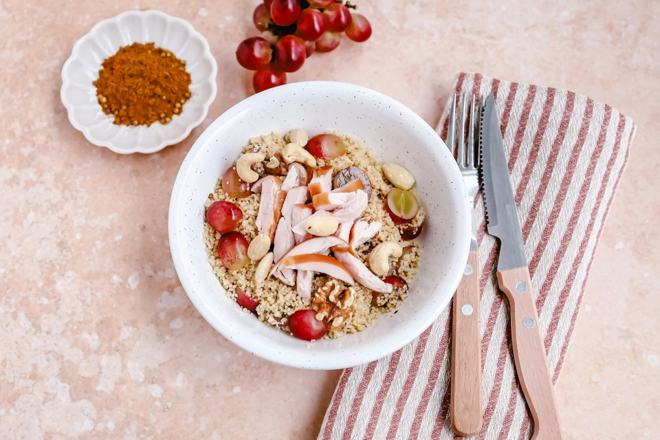 Couscoussalade met gerookte kipfilet