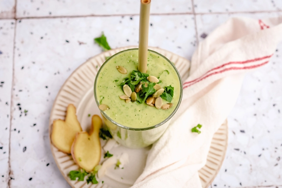 Proteïne shake met mango & boerenkool