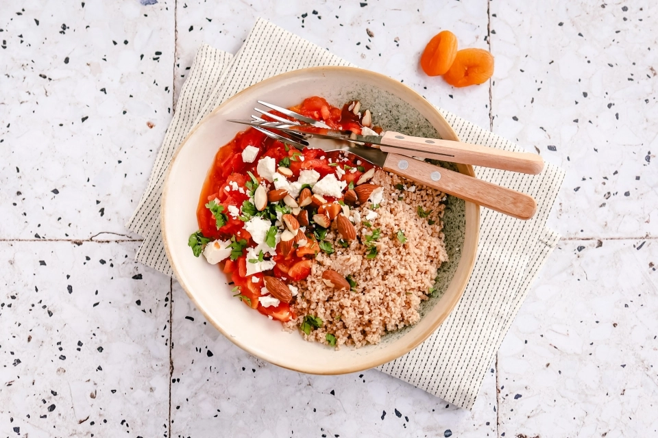 Zoete couscous met abrikozen, noten & feta
