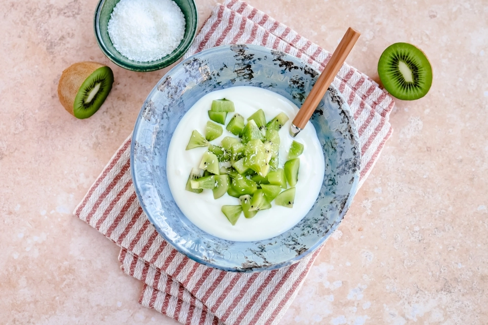 Yoghurt met kiwi & kokos