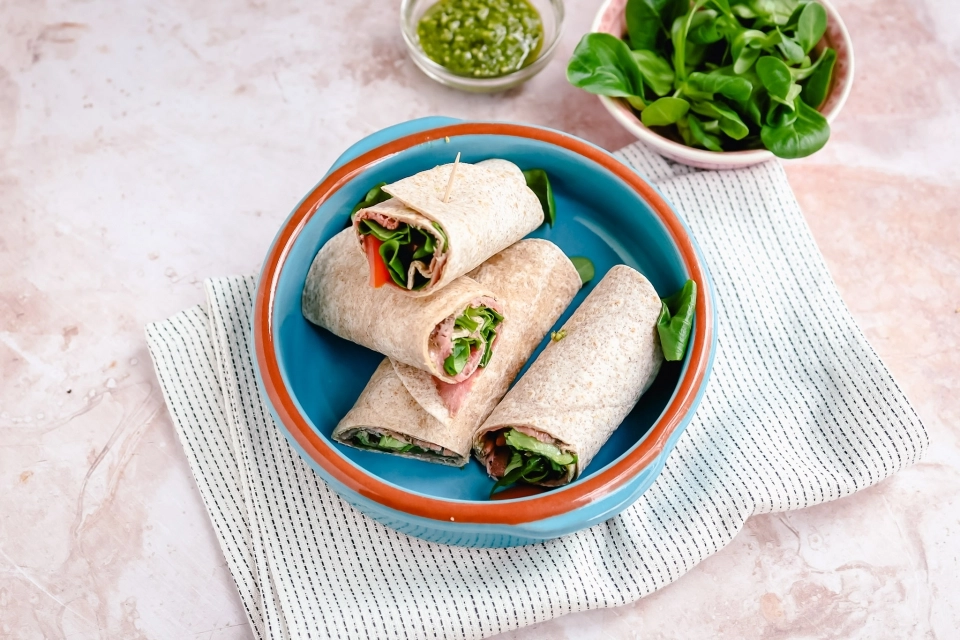 Wrap met rosbief & pesto