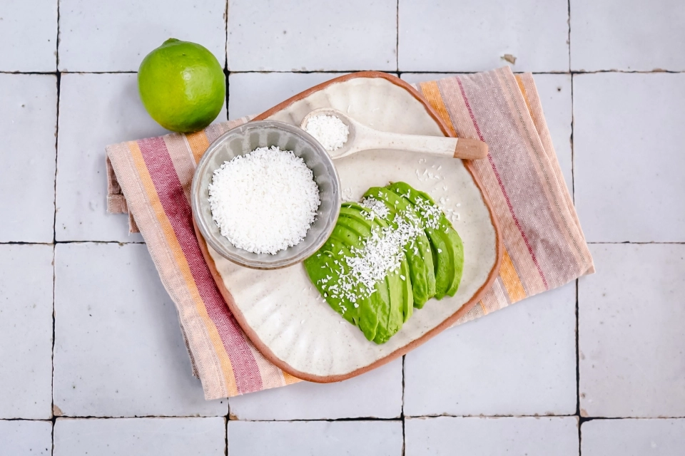 Avocado met limoen & kokos