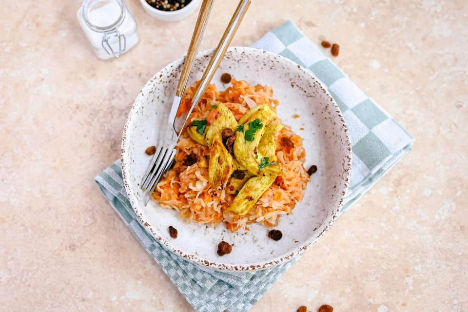 Zuurkool stamppot met zoete aardappel & kipreepjes