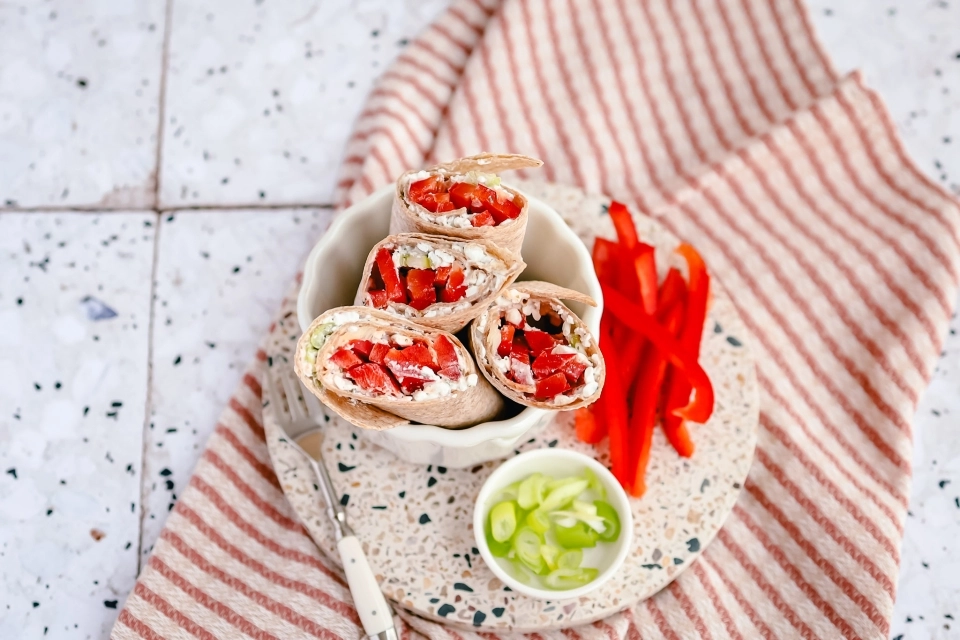Wraps met kruidige cottage cheese & paprika
