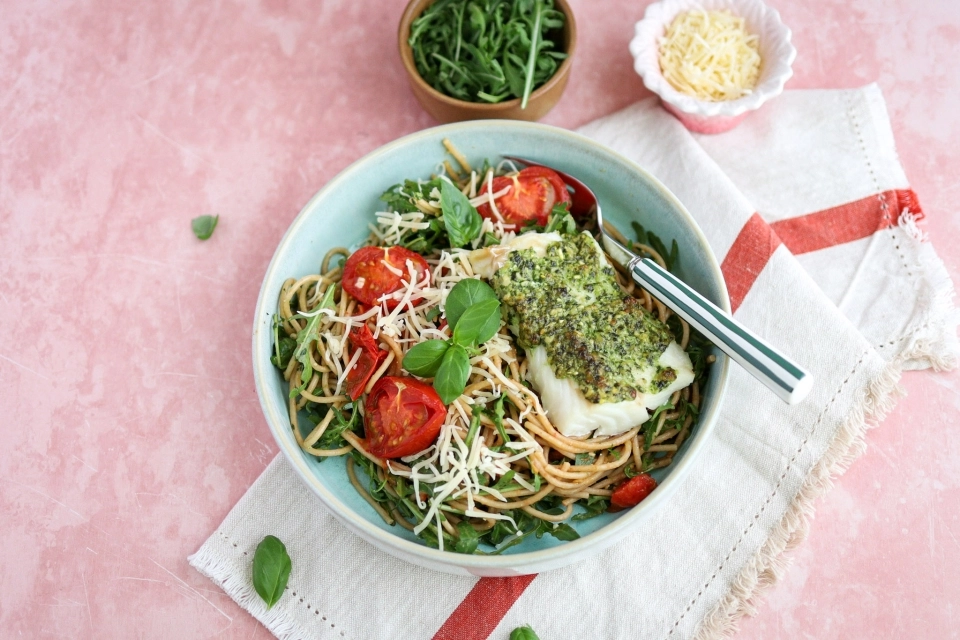 Spaghetti met kabeljauw & pesto