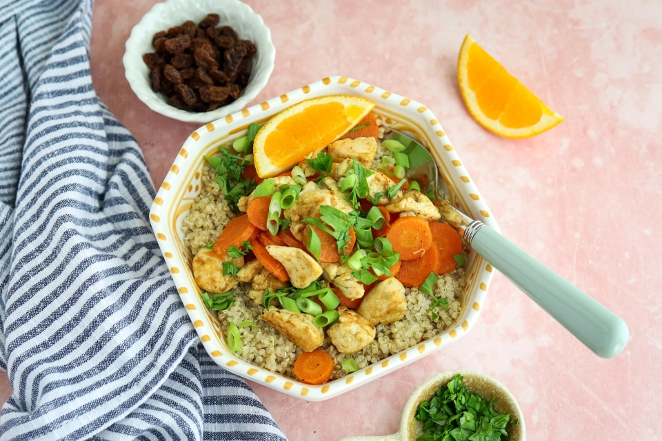 Sinaasappelkip met quinoa